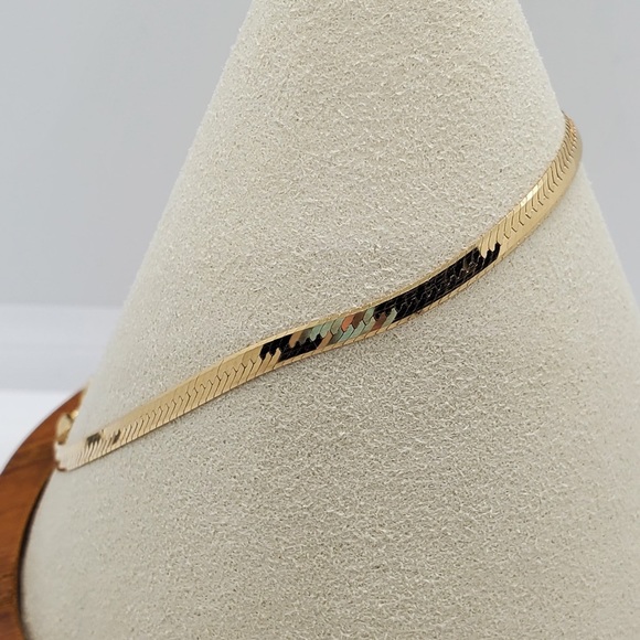14k Solid Gold Herringbone Bracelet - Picture 9 of 12